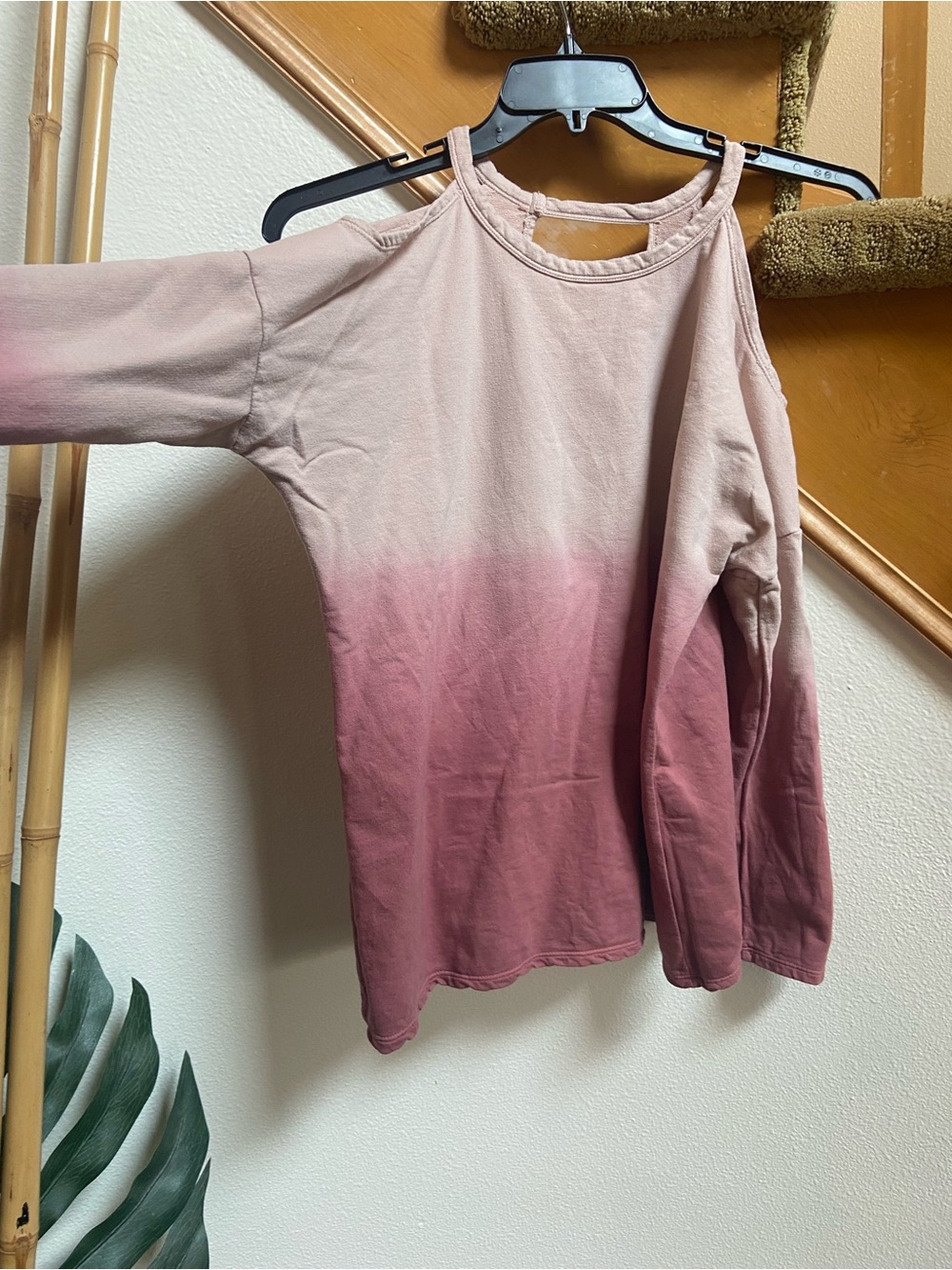 Caution to the Wind Pink Ombré Long Sleeve Cold-Shoulder Top V-neck good